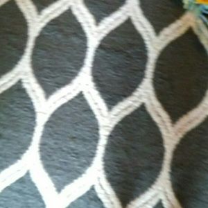 Meet your Posher, Perla